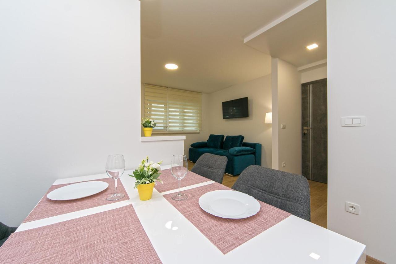 Apartments Vila Nadalina Delux Brela Exteriér fotografie