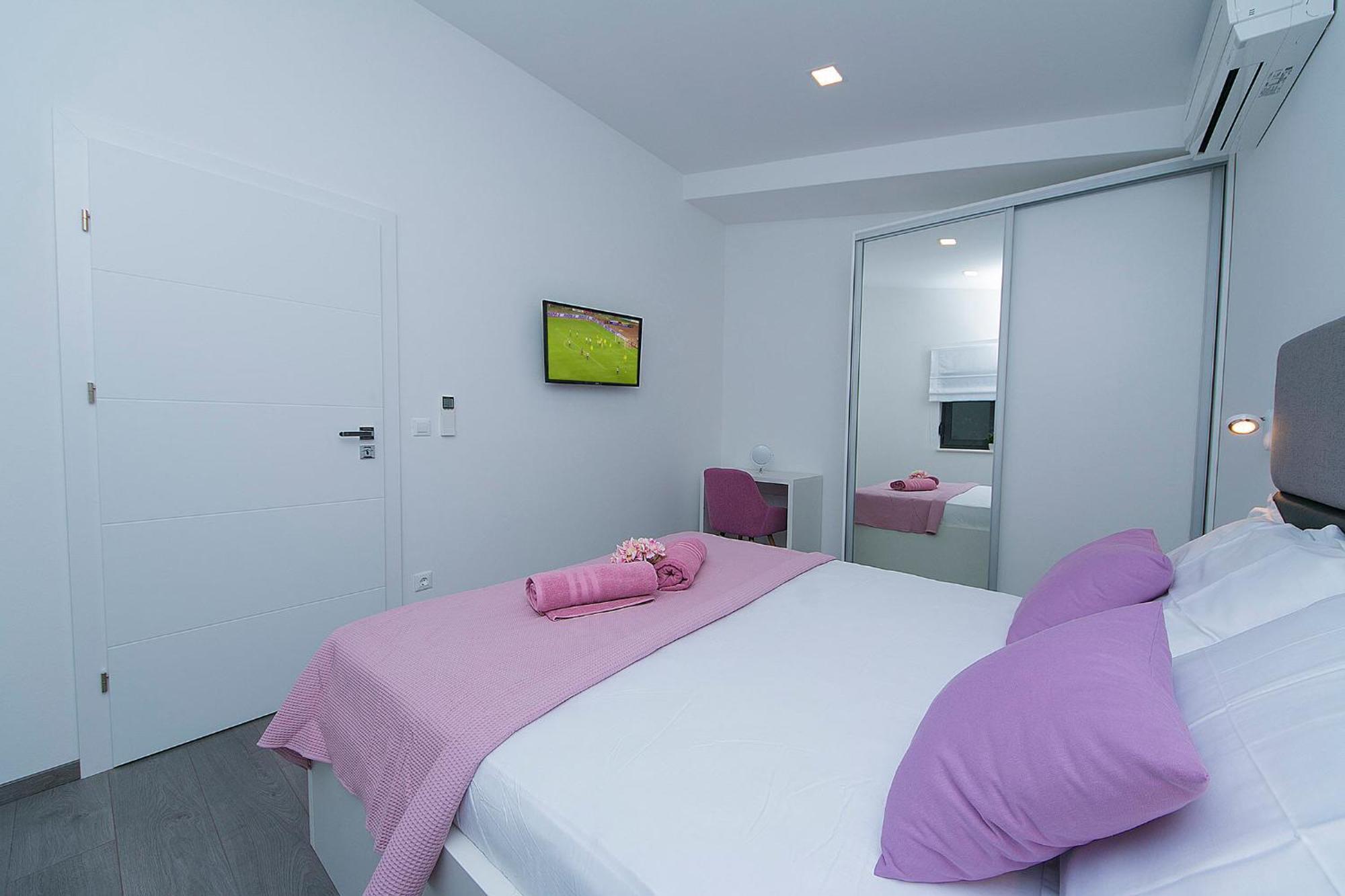 Apartments Vila Nadalina Delux Brela Pokoj fotografie