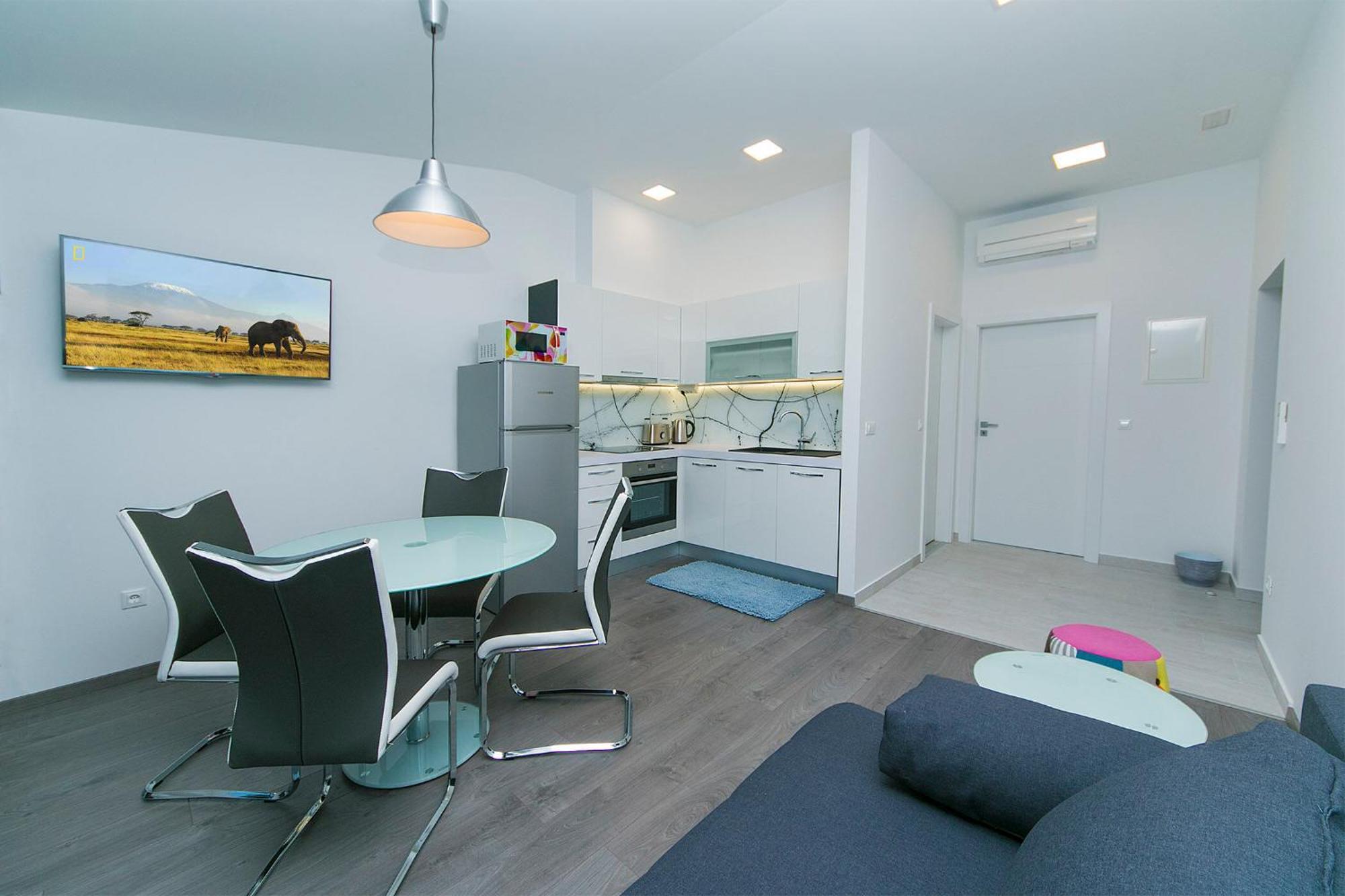 Apartments Vila Nadalina Delux Brela Pokoj fotografie