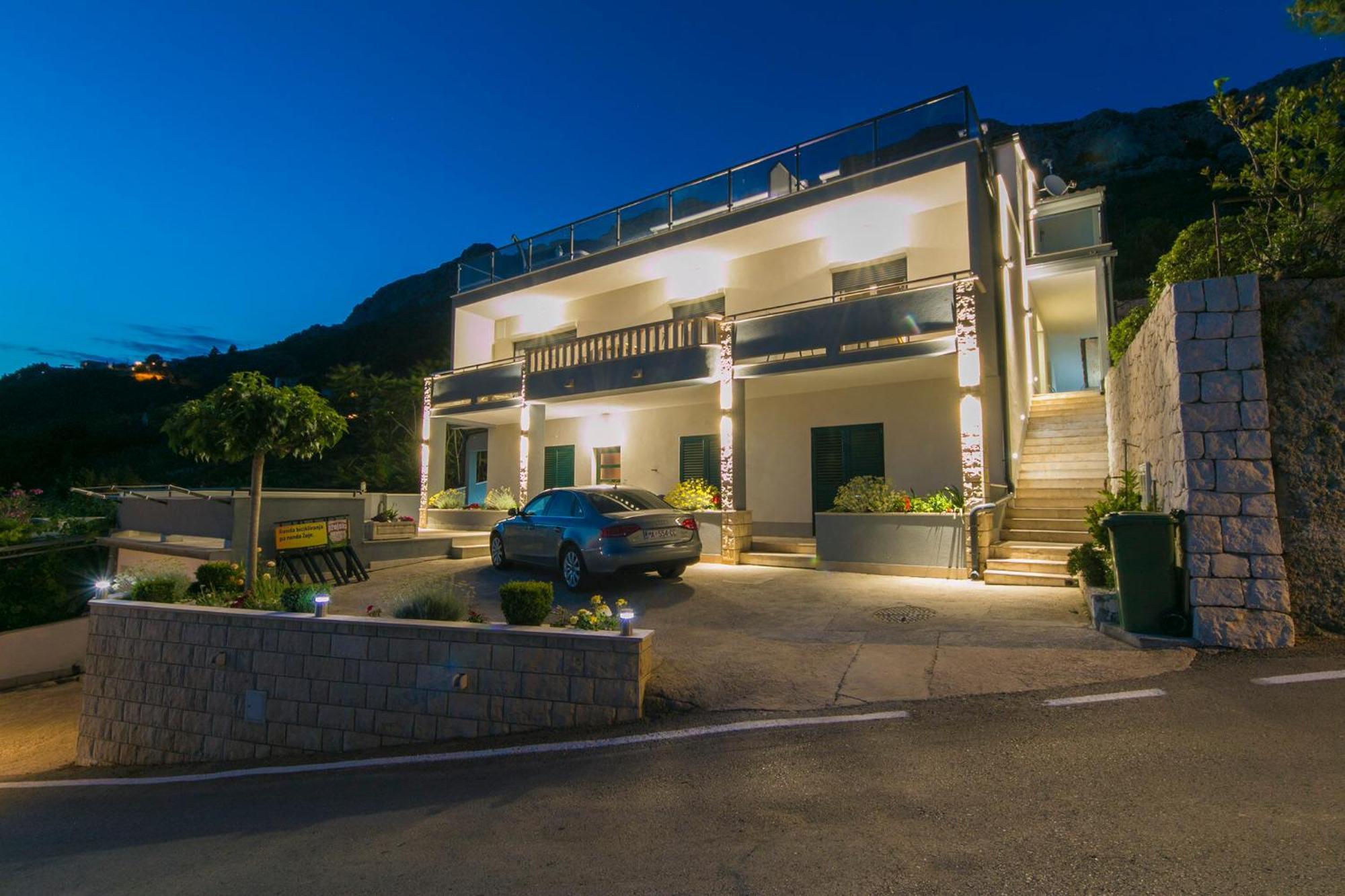 Apartments Vila Nadalina Delux Brela Exteriér fotografie
